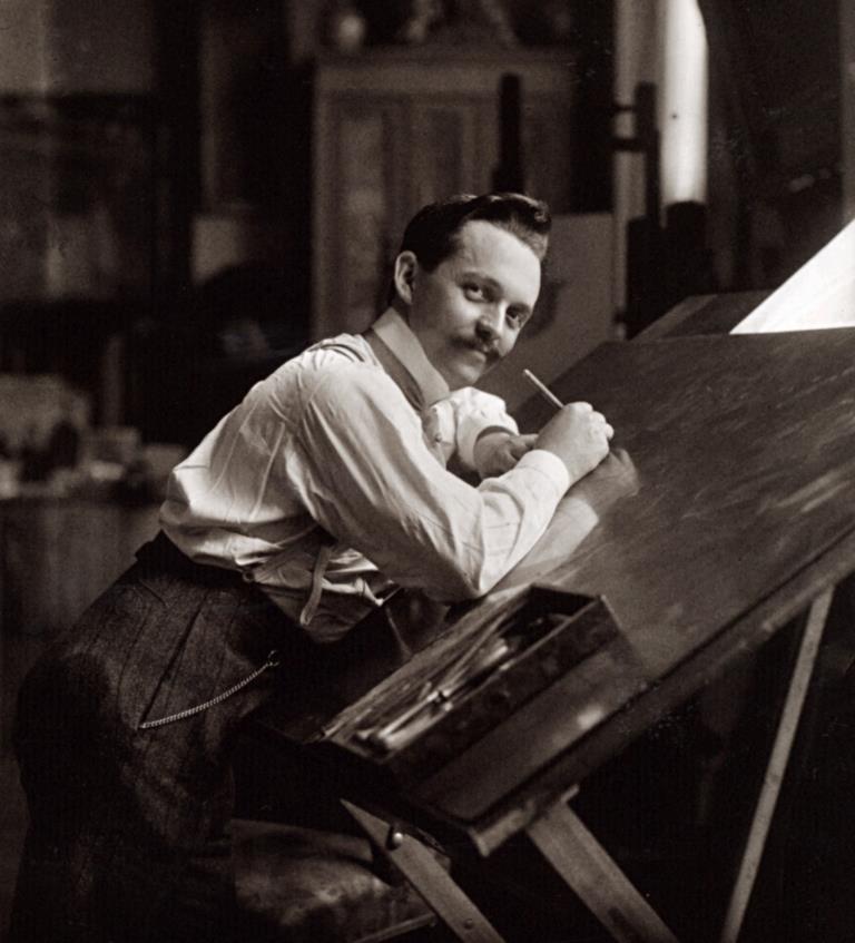 Ferdinand Schmutzer Austrian engraver photographer self portrait art studio Vienna 1910 man engraving tools 1900s photo